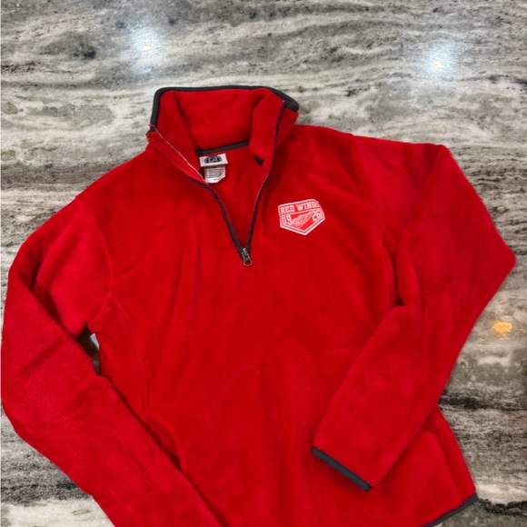 Detroit Red Wings NHL Red Fuzzy Quarter-Zip Sweatshirt Women’s Small - Picture 2 of 4